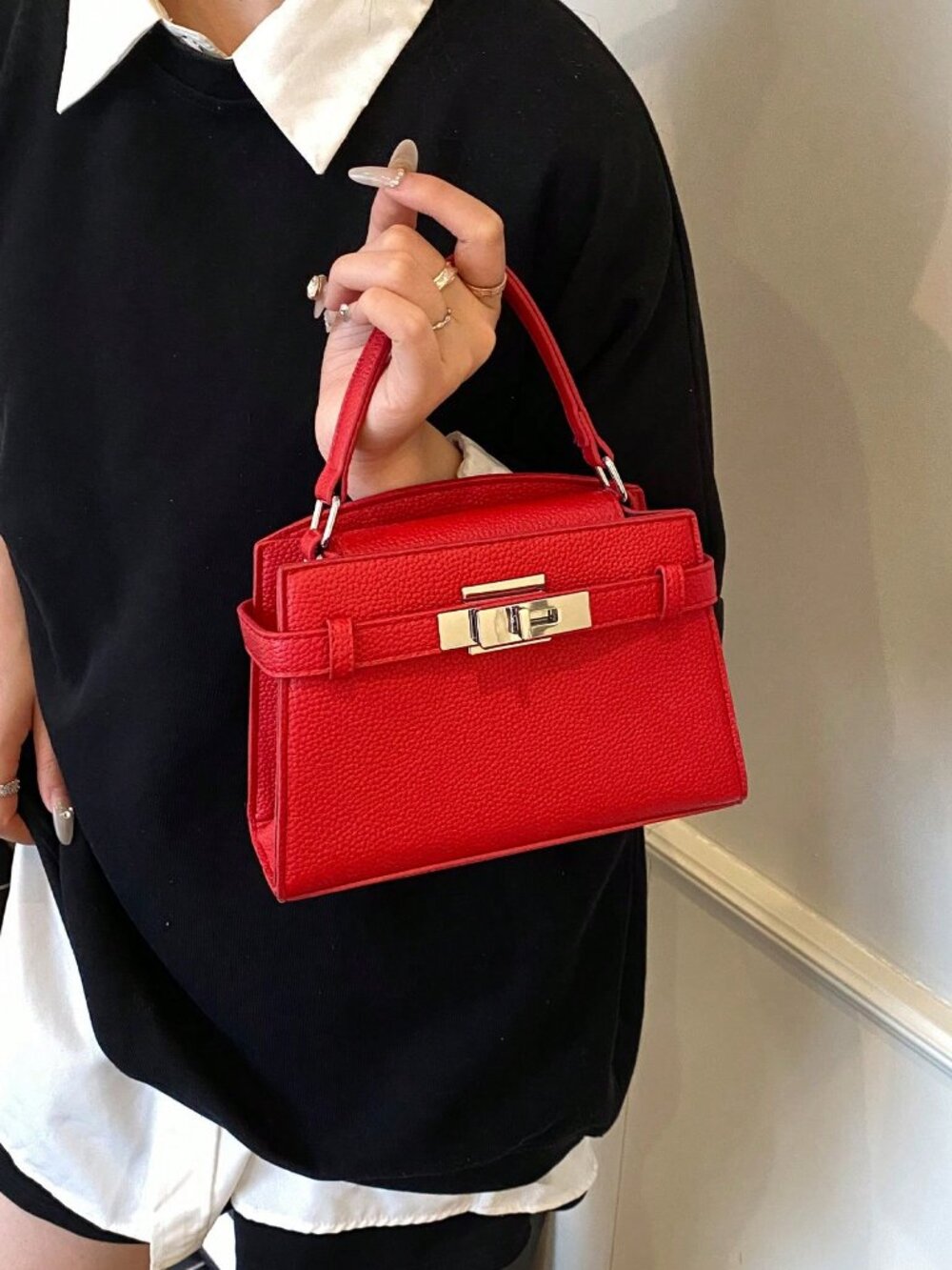 Red Modern Women's Handbag with Crossbody Shoulder Strap and Hardware Lock - Picture 1 of 5